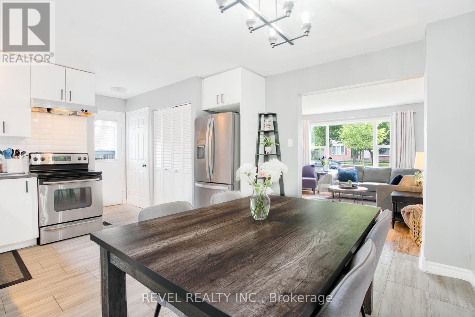 226 Brunswick Crescent, London North (North I), Ontario  N6G 3L2 - Photo 14 - X12209878