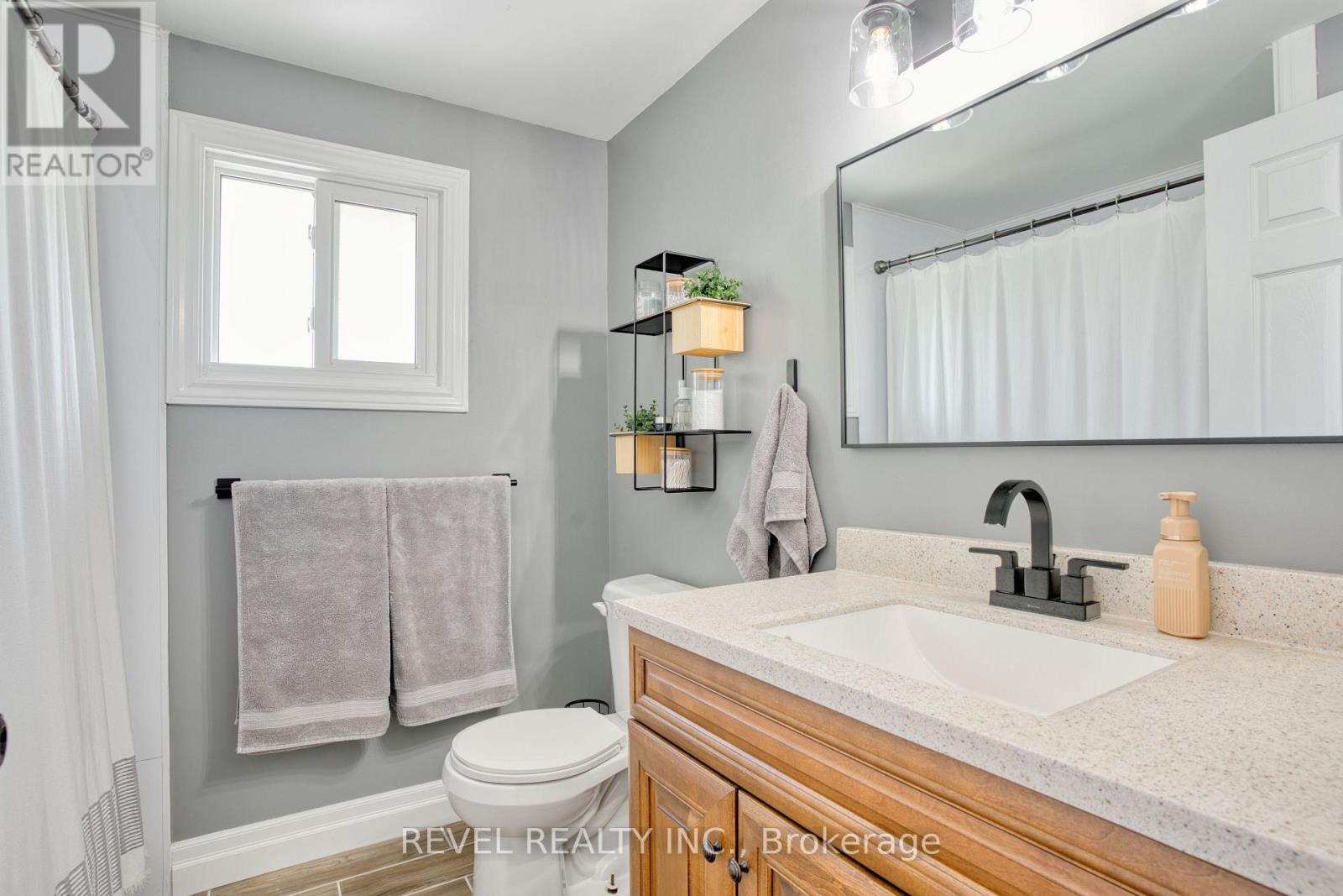 226 Brunswick Crescent, London North (North I), Ontario  N6G 3L2 - Photo 29 - X12209878