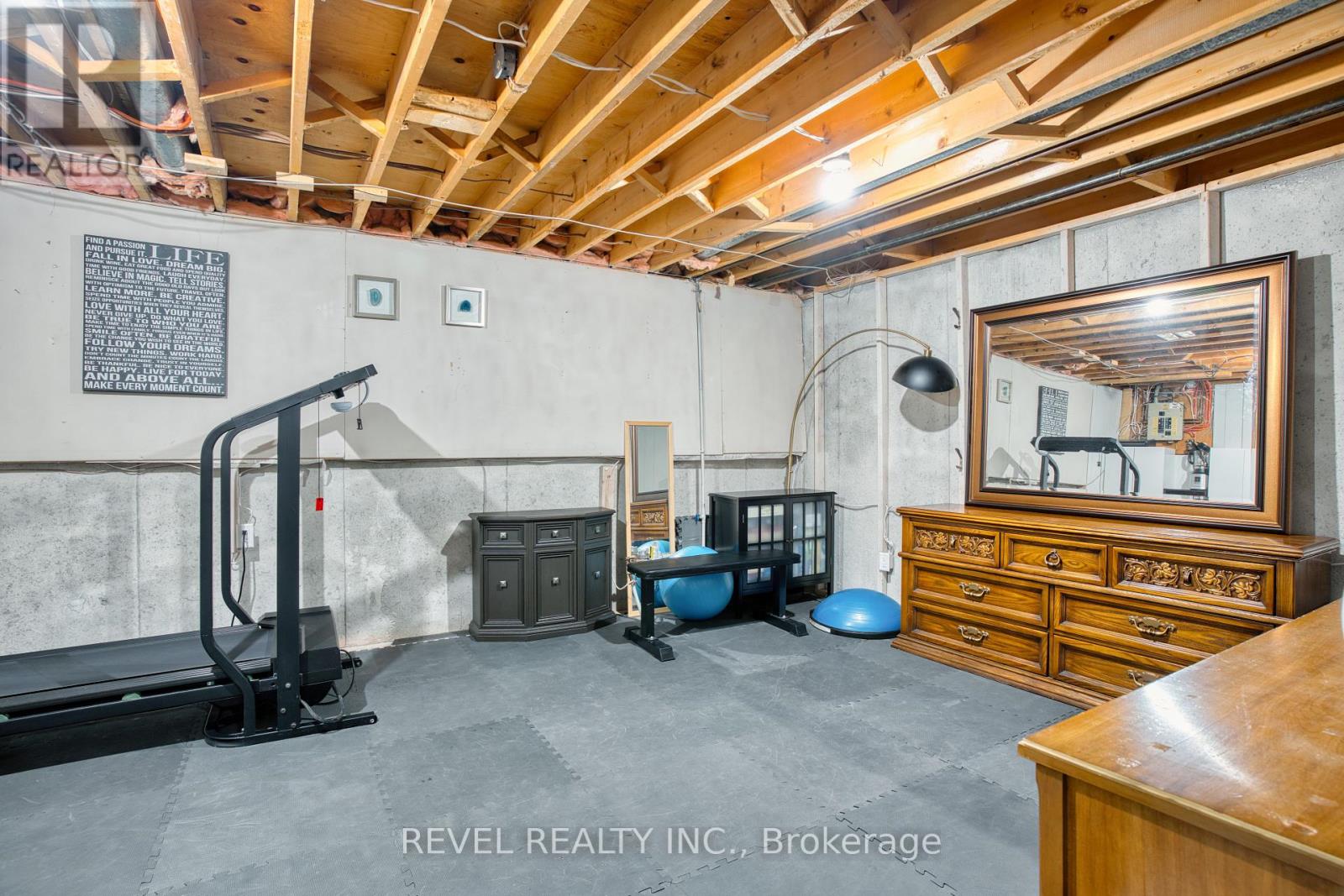 226 Brunswick Crescent, London North (North I), Ontario  N6G 3L2 - Photo 31 - X12209878
