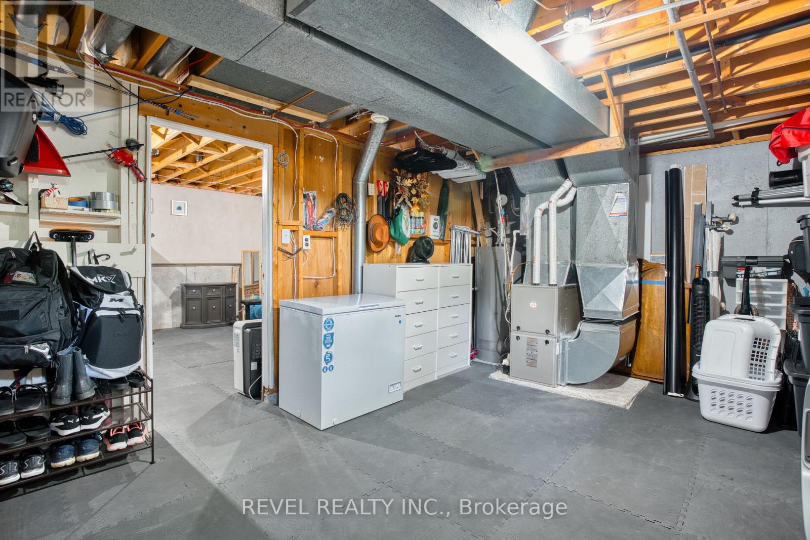 226 Brunswick Crescent, London North (North I), Ontario  N6G 3L2 - Photo 35 - X12209878