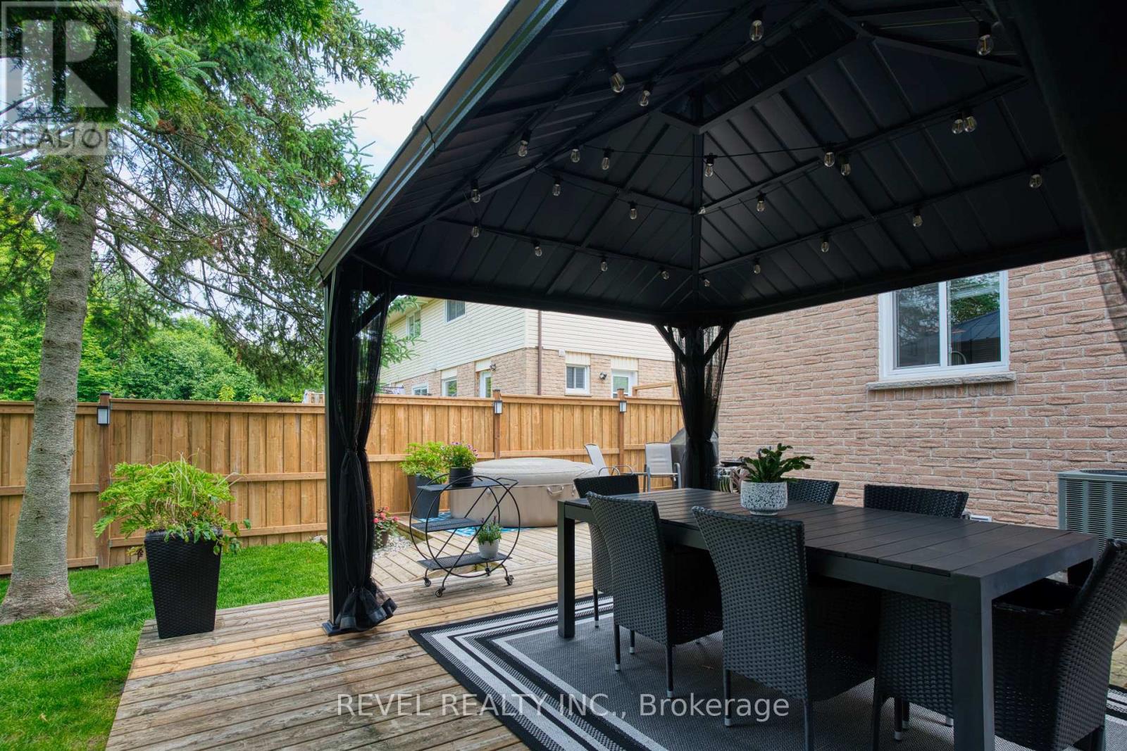 226 Brunswick Crescent, London North (North I), Ontario  N6G 3L2 - Photo 38 - X12209878