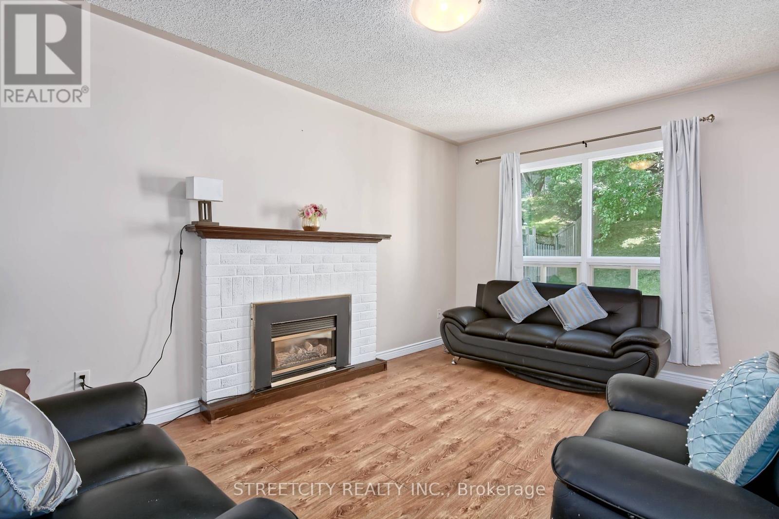 42 Laurel Street, London North (North M), Ontario  N6H 4W4 - Photo 13 - X12209918