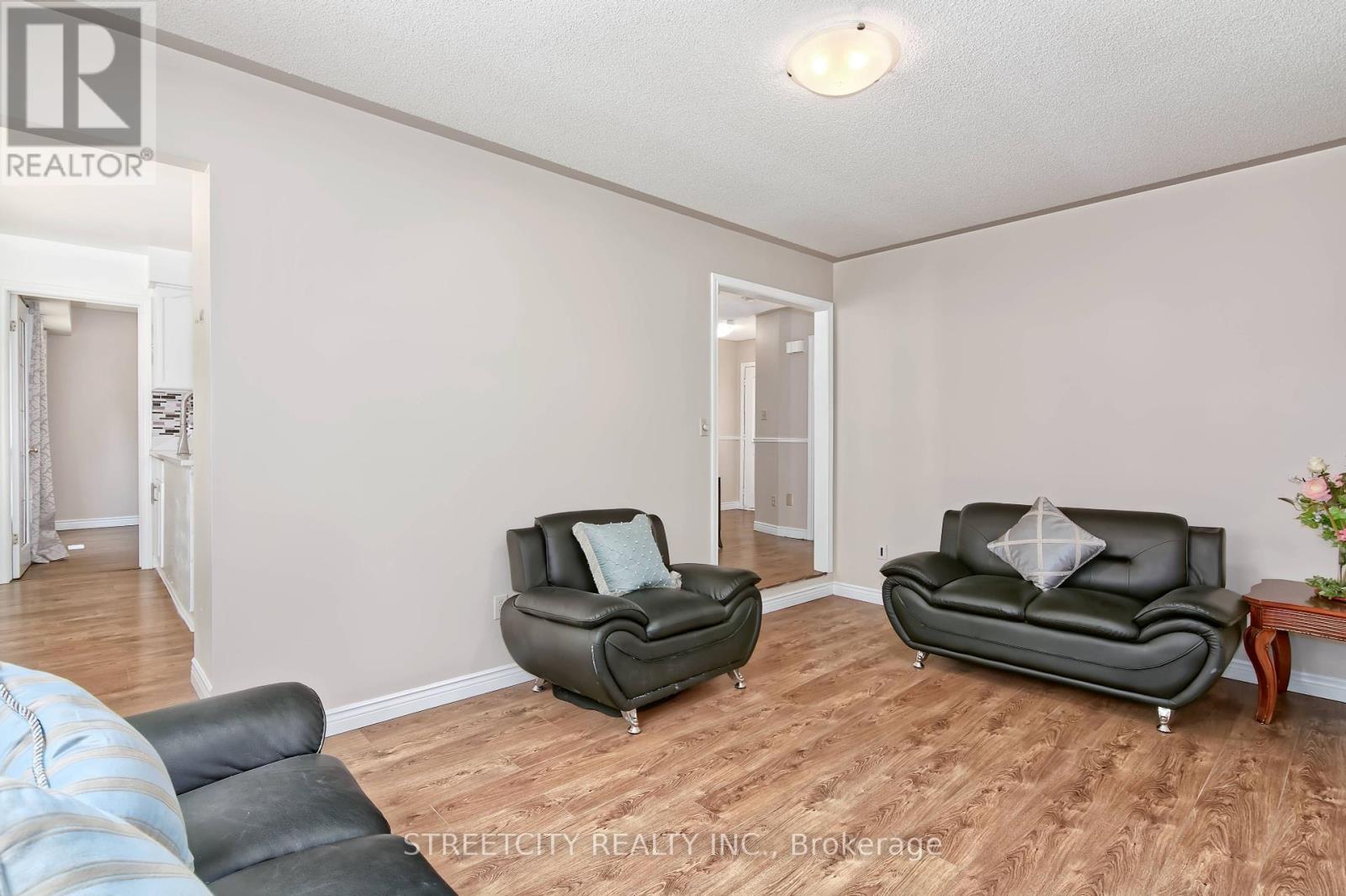 42 Laurel Street, London North (North M), Ontario  N6H 4W4 - Photo 14 - X12209918