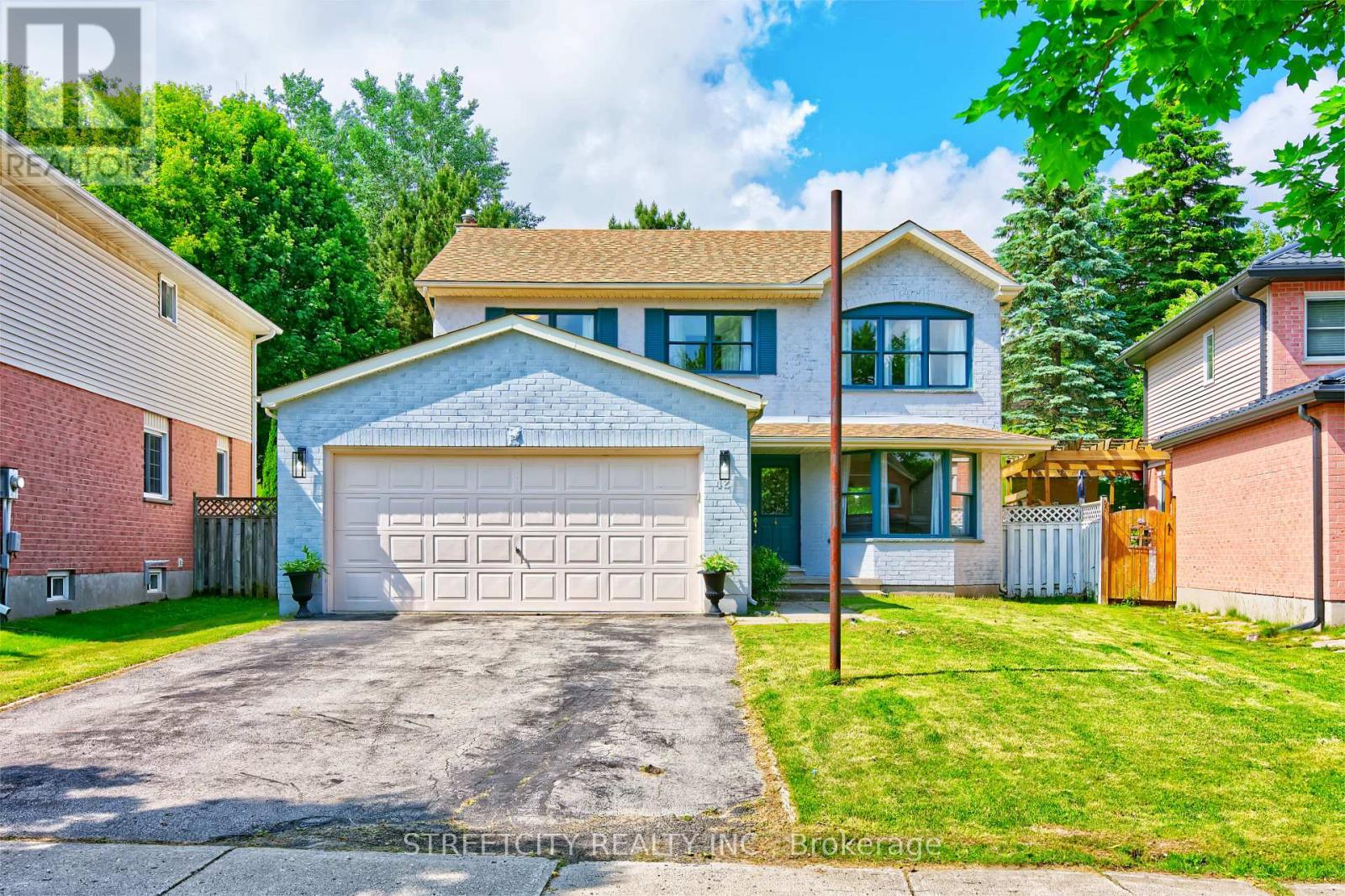 42 Laurel Street, London North (North M), Ontario  N6H 4W4 - Photo 2 - X12209918