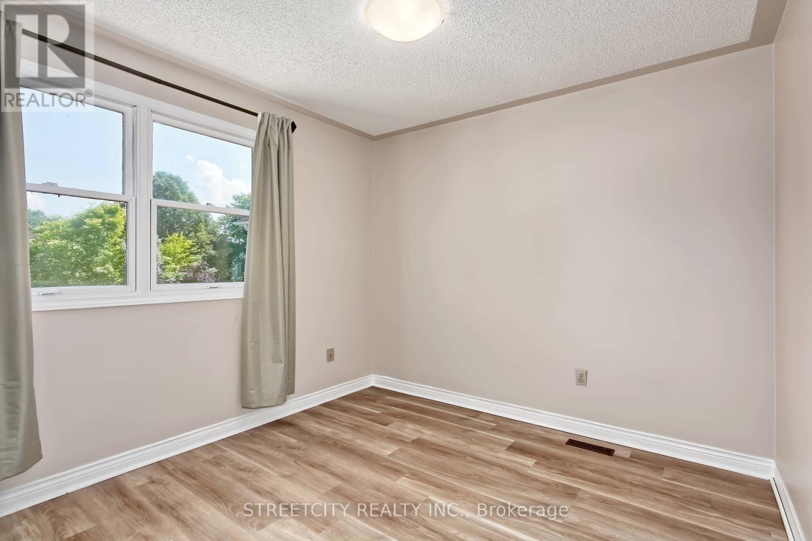 42 Laurel Street, London North (North M), Ontario  N6H 4W4 - Photo 24 - X12209918