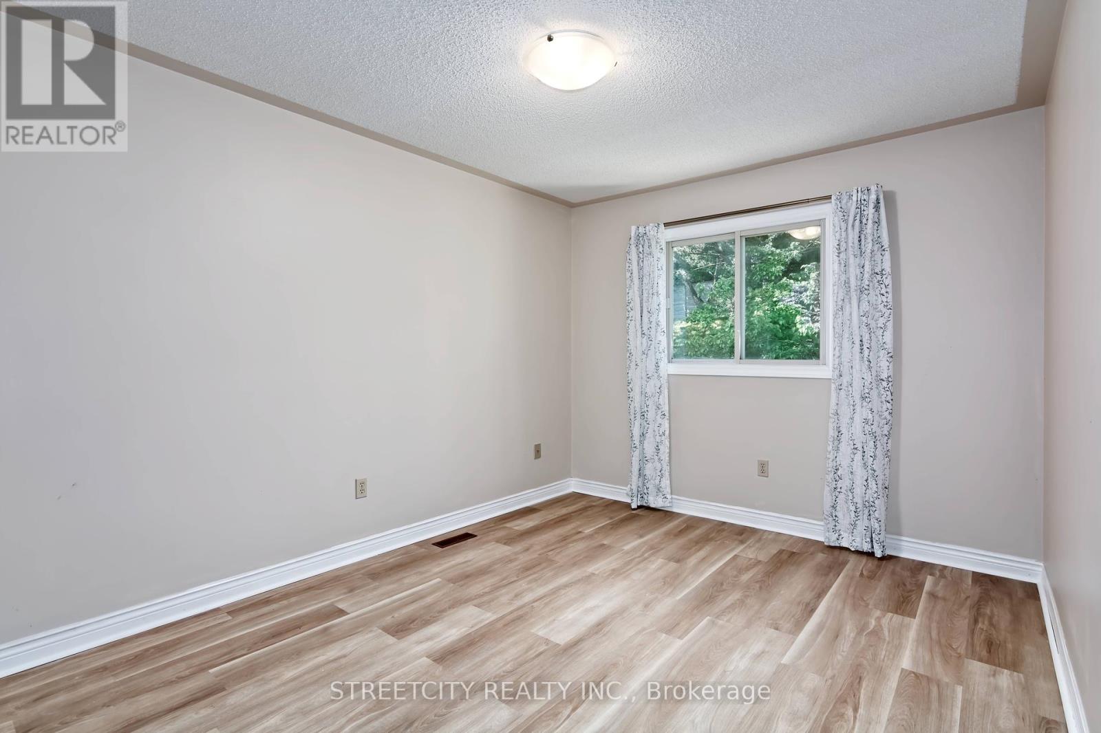 42 Laurel Street, London North (North M), Ontario  N6H 4W4 - Photo 26 - X12209918