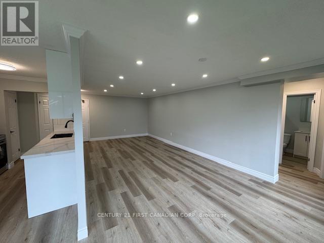107 - 1600 Adelaide Street N, London North (North C), Ontario  N5X 3H6 - Photo 15 - X12209964