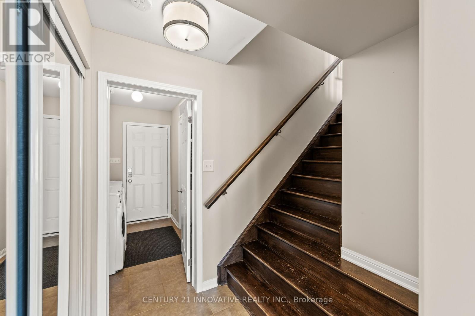 324 Dymott Avenue, Milton (Ha Harrison), Ontario  L9T 7T3 - Photo 10 - W12209548
