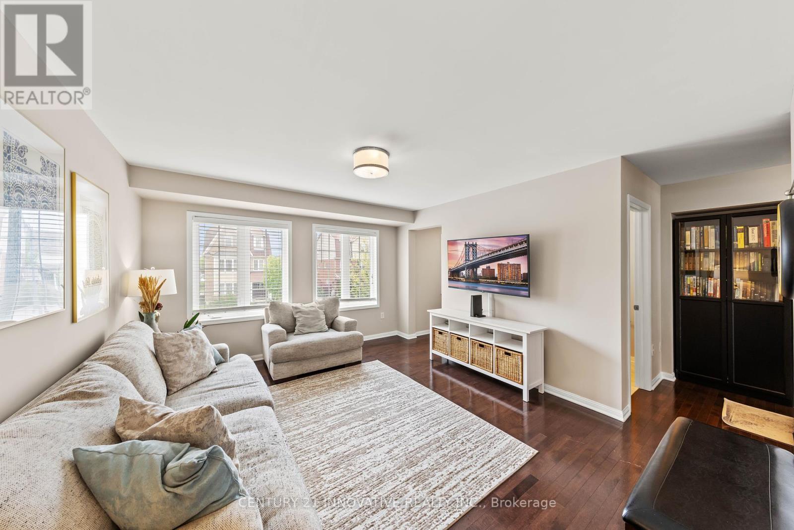 324 Dymott Avenue, Milton (Ha Harrison), Ontario  L9T 7T3 - Photo 12 - W12209548