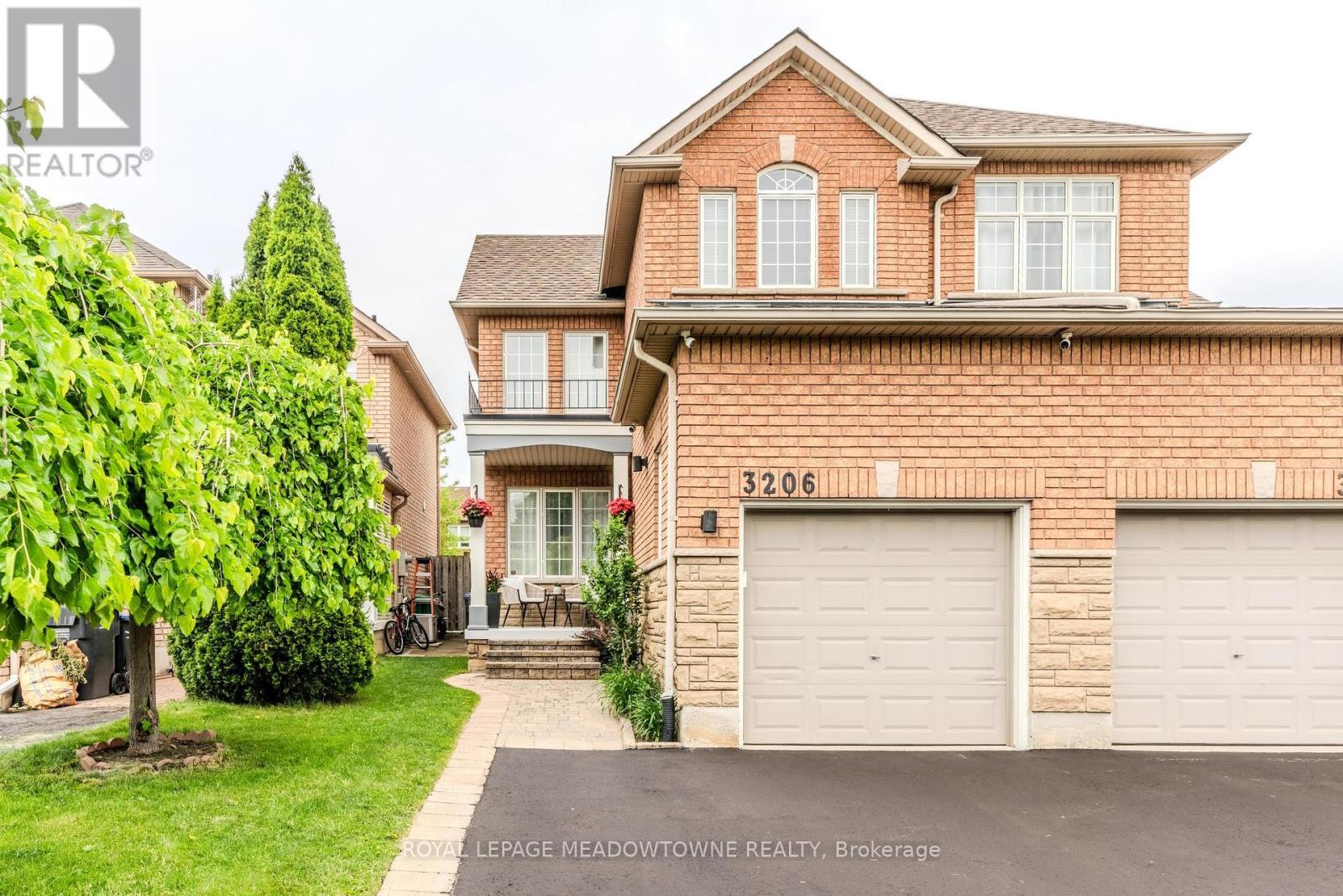 3206 Apricot Street, Mississauga (Lisgar), Ontario  L5N 8A8 - Photo 2 - W12209572