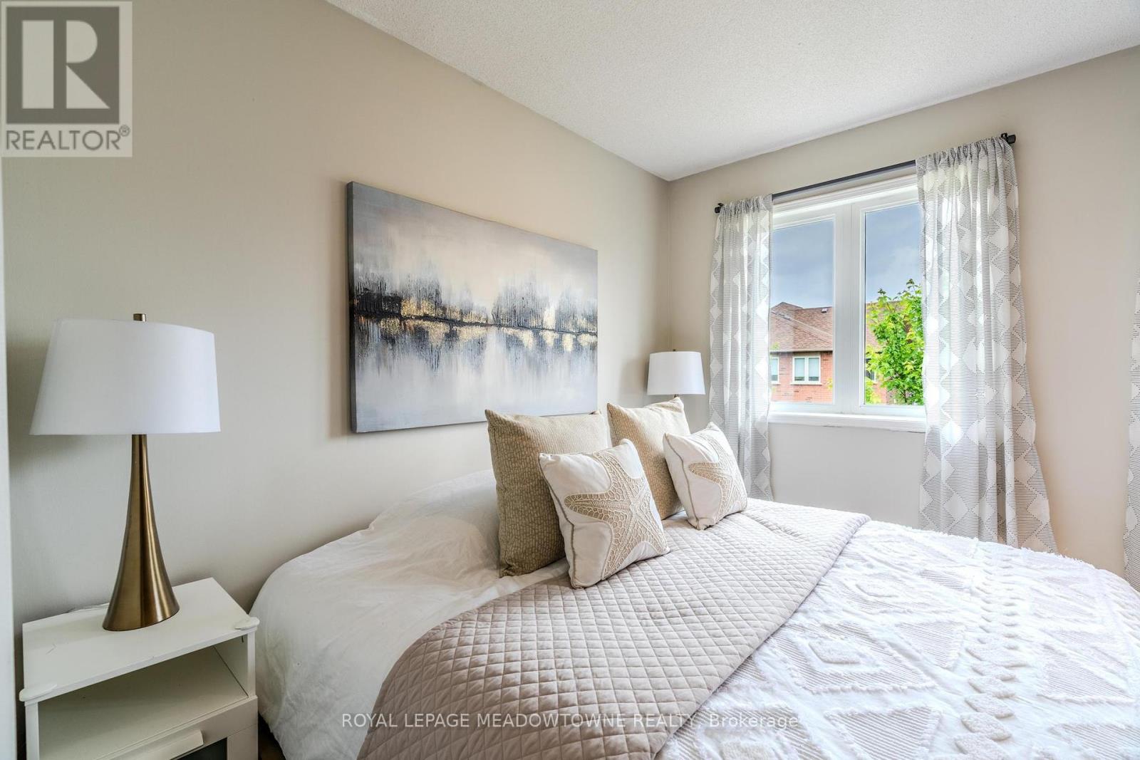 3206 Apricot Street, Mississauga (Lisgar), Ontario  L5N 8A8 - Photo 33 - W12209572