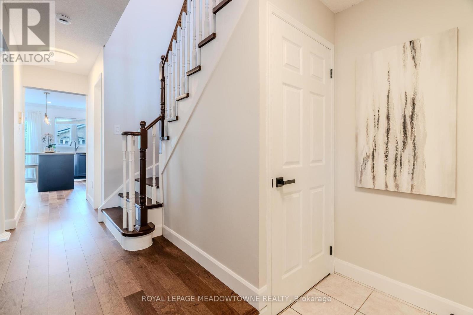 3206 Apricot Street, Mississauga (Lisgar), Ontario  L5N 8A8 - Photo 5 - W12209572