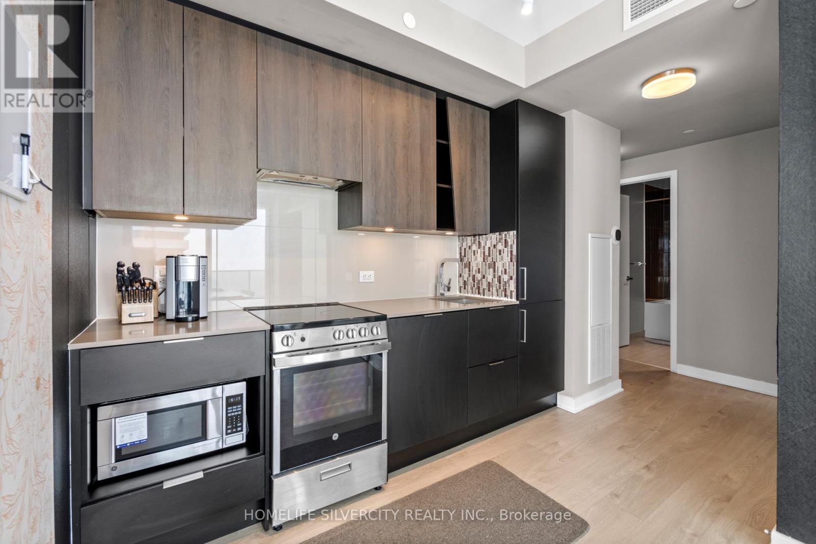 4604 - 3900 Confederation Parkway, Mississauga (City Centre), Ontario  L5B 0M3 - Photo 14 - W12209575