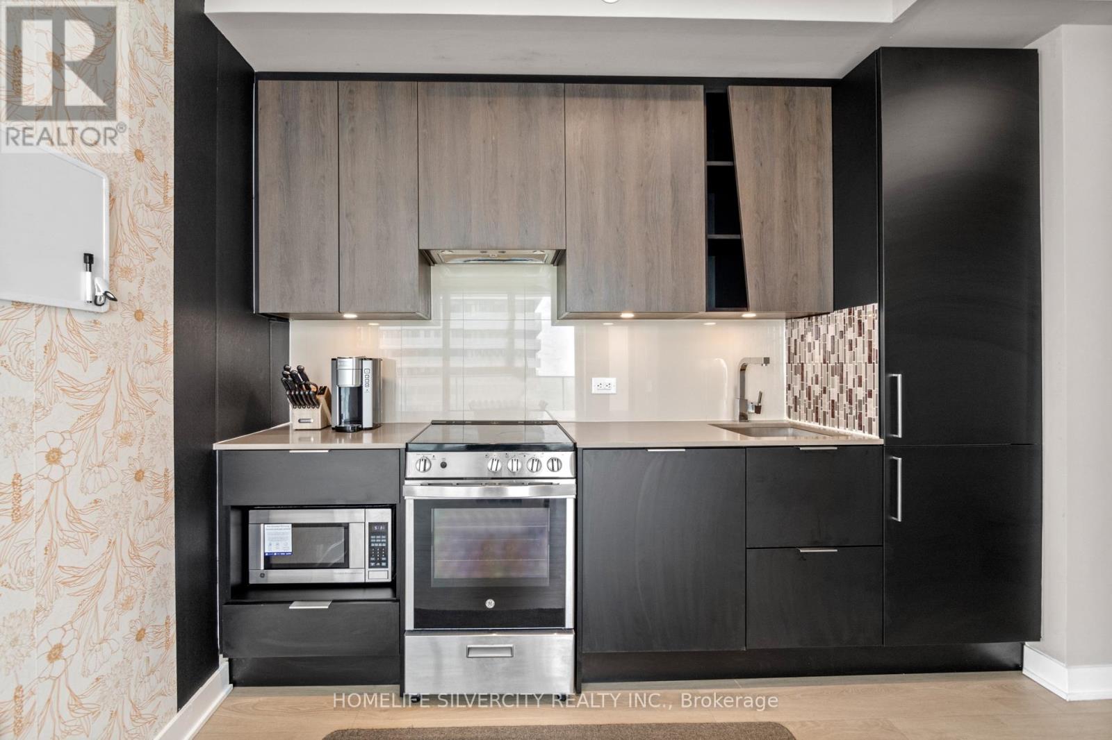 4604 - 3900 Confederation Parkway, Mississauga (City Centre), Ontario  L5B 0M3 - Photo 15 - W12209575