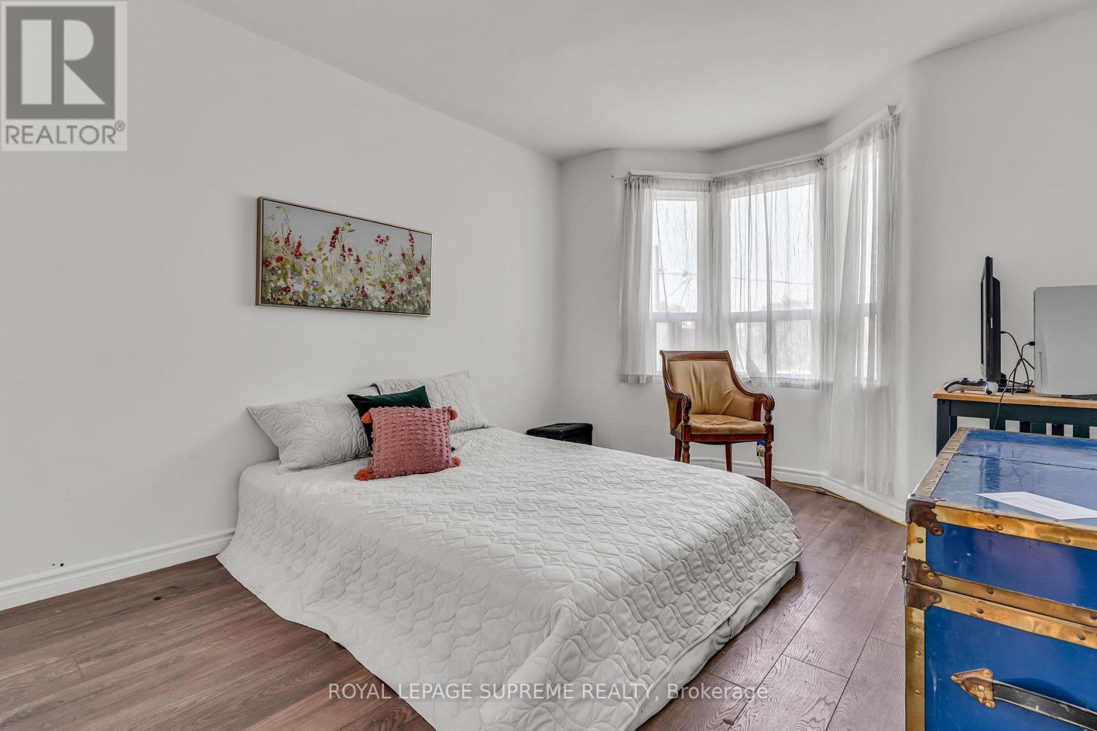 191 Emerson Avenue, Toronto, Ontario  M6H 3T7 - Photo 15 - W12209587