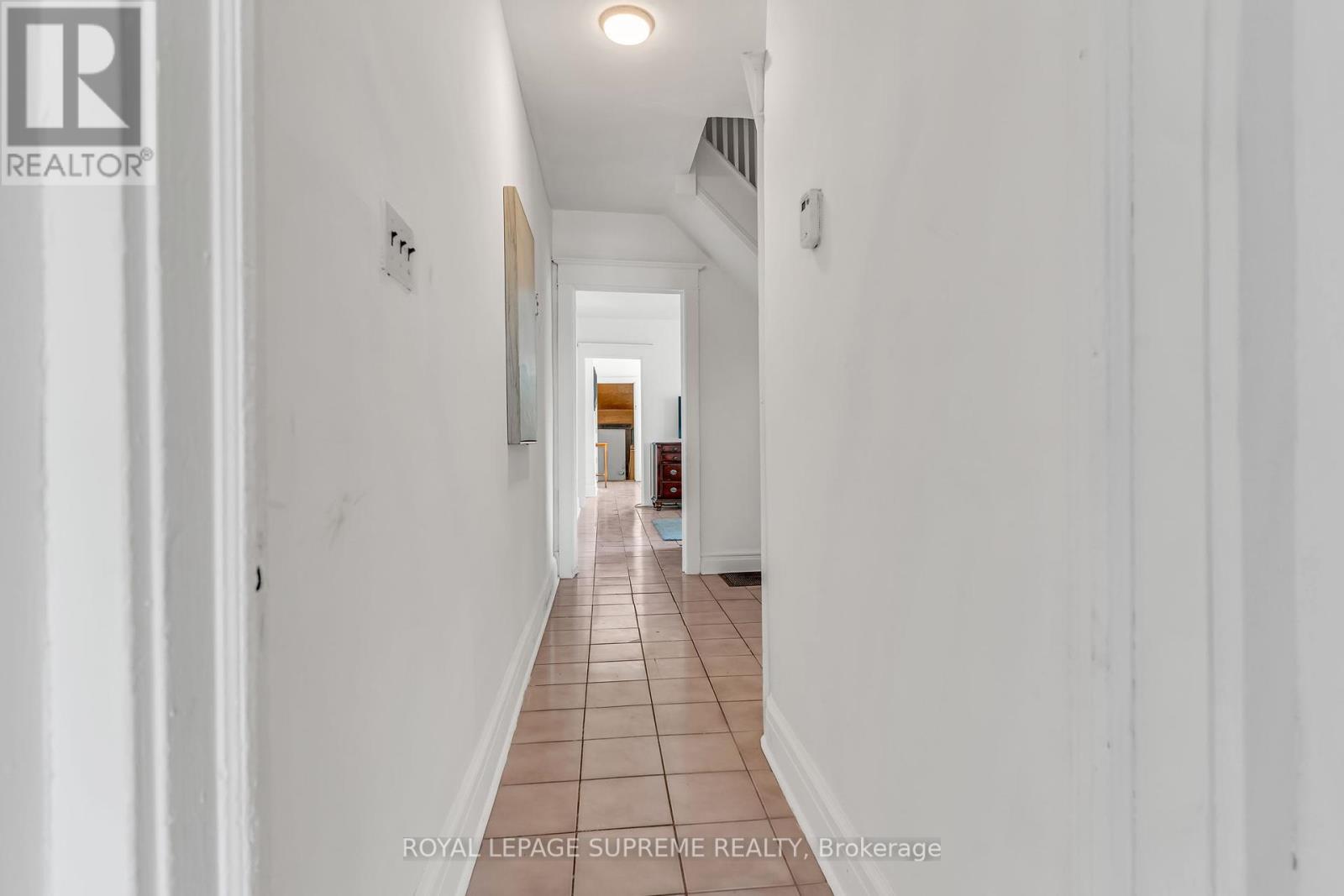 191 Emerson Avenue, Toronto, Ontario  M6H 3T7 - Photo 4 - W12209587