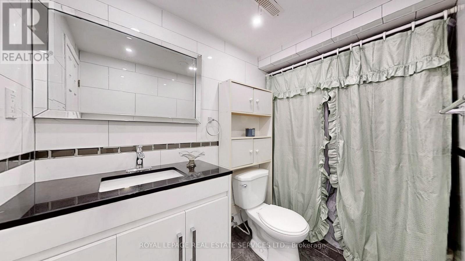 3639 Monica Drive, Mississauga (Malton), Ontario  L4T 2E8 - Photo 37 - W12209602