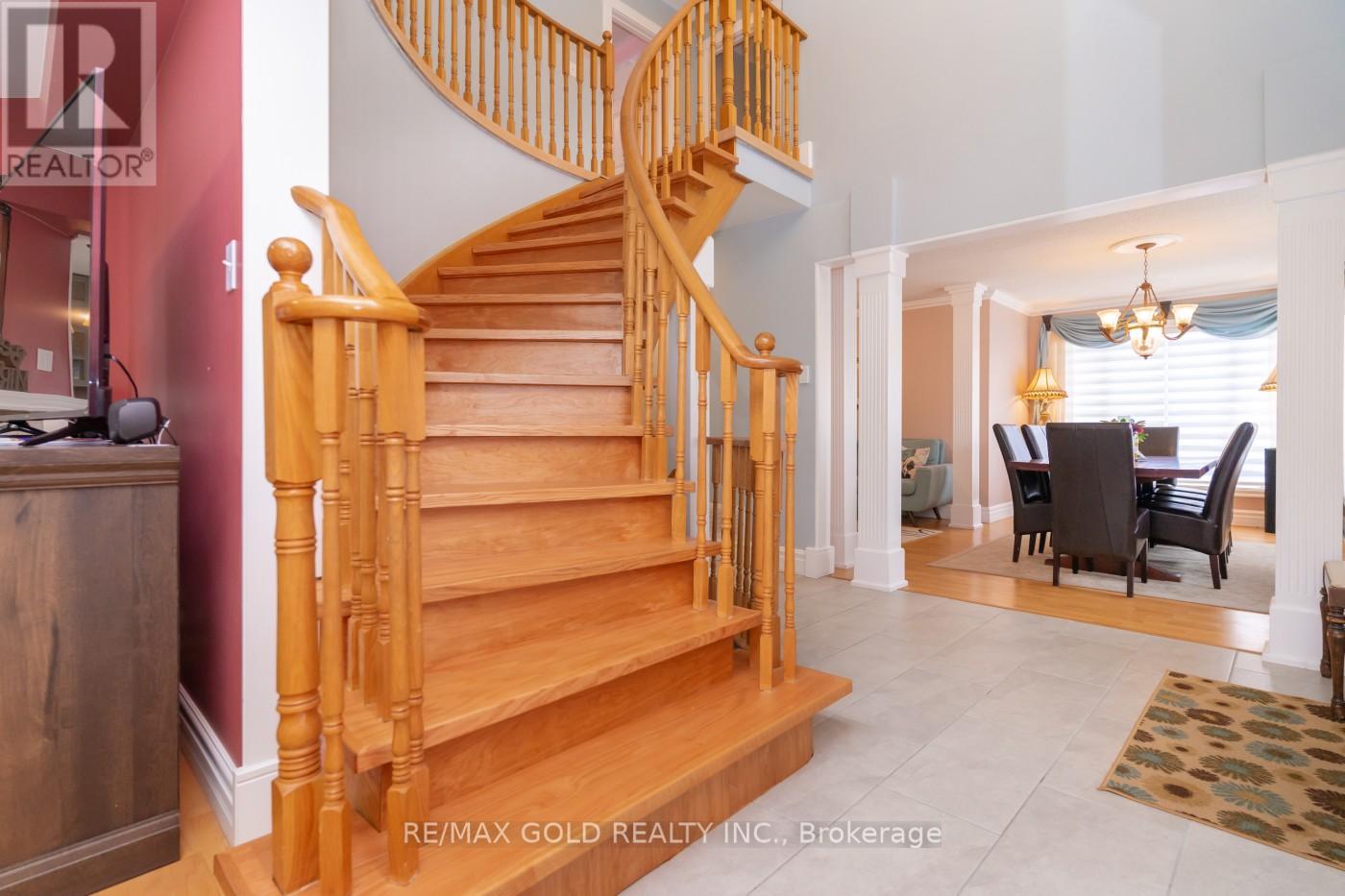 51 Pebblestone Circle, Brampton (Brampton West), Ontario  L6X 4N2 - Photo 23 - W12209619