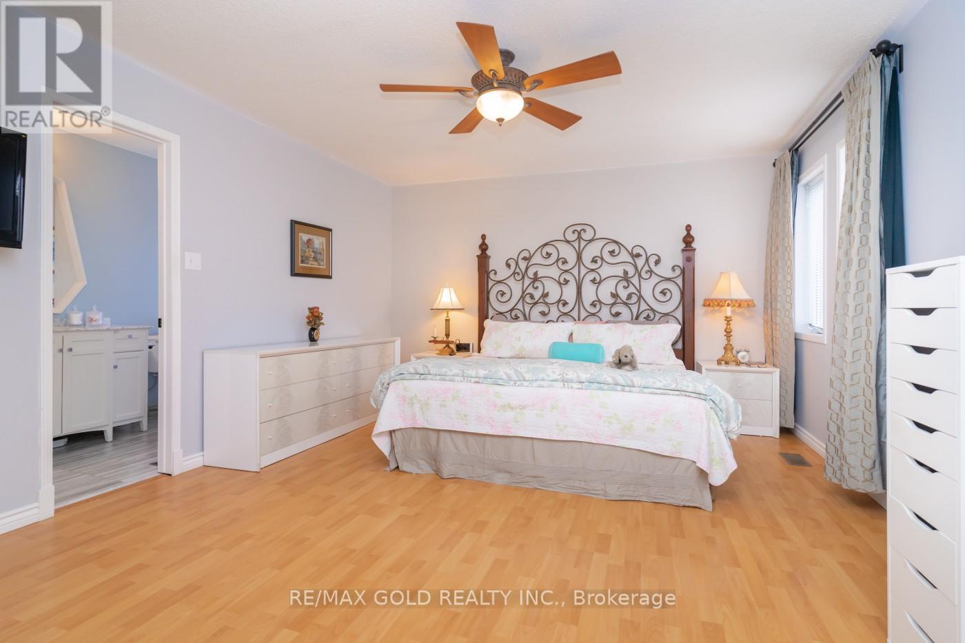 51 Pebblestone Circle, Brampton (Brampton West), Ontario  L6X 4N2 - Photo 25 - W12209619