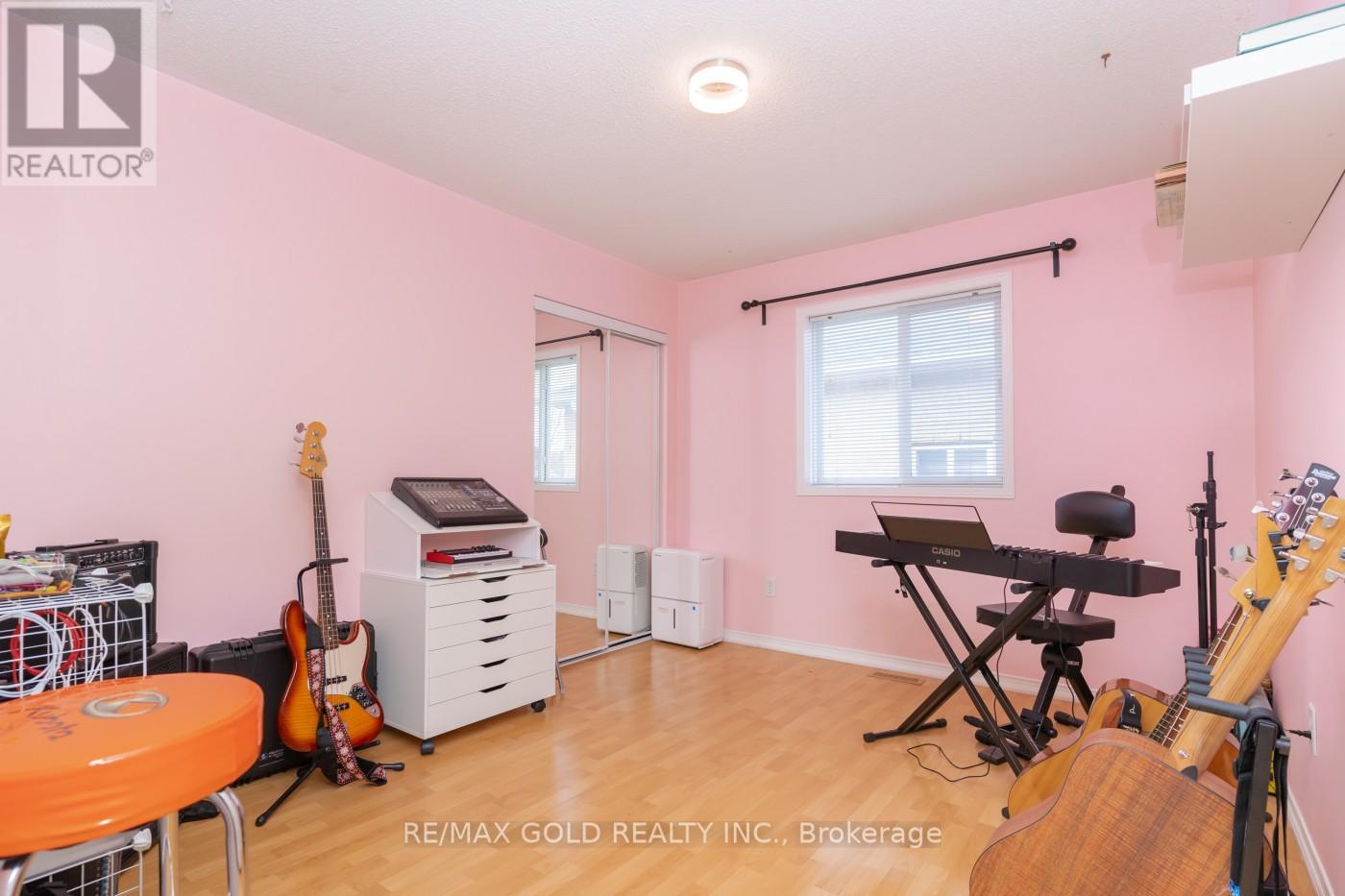 51 Pebblestone Circle, Brampton (Brampton West), Ontario  L6X 4N2 - Photo 29 - W12209619