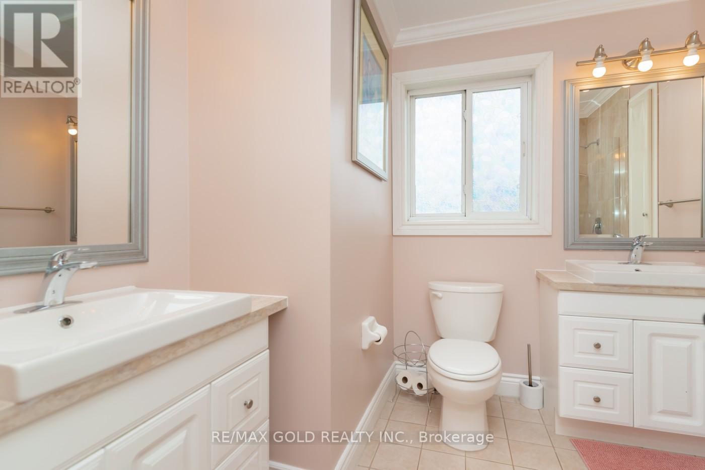 51 Pebblestone Circle, Brampton (Brampton West), Ontario  L6X 4N2 - Photo 31 - W12209619