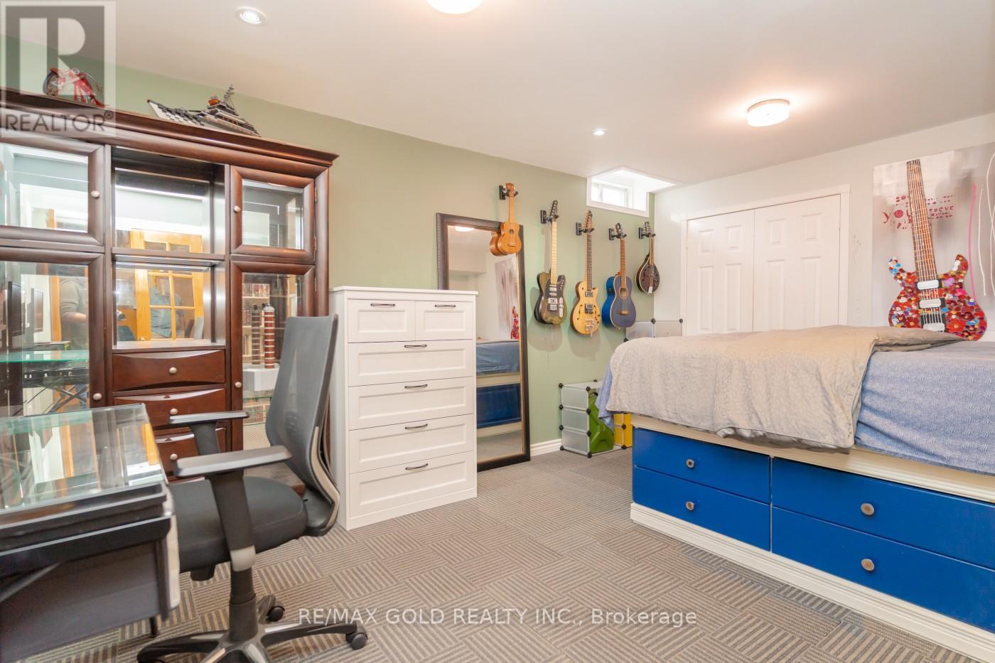 51 Pebblestone Circle, Brampton (Brampton West), Ontario  L6X 4N2 - Photo 40 - W12209619