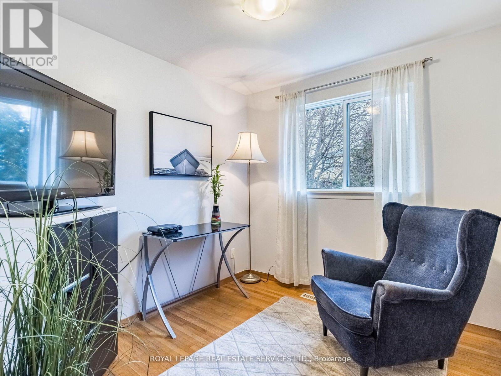 47 Trotters Lane, Brampton (Brampton South), Ontario  L6Y 1B5 - Photo 21 - W12209638