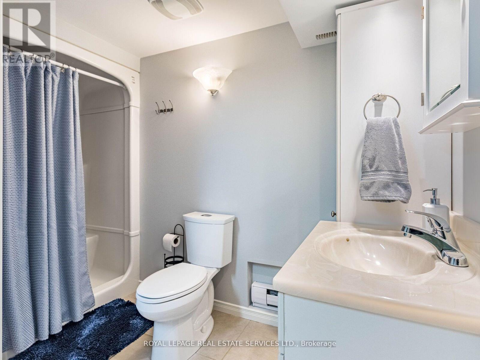 47 Trotters Lane, Brampton (Brampton South), Ontario  L6Y 1B5 - Photo 29 - W12209638
