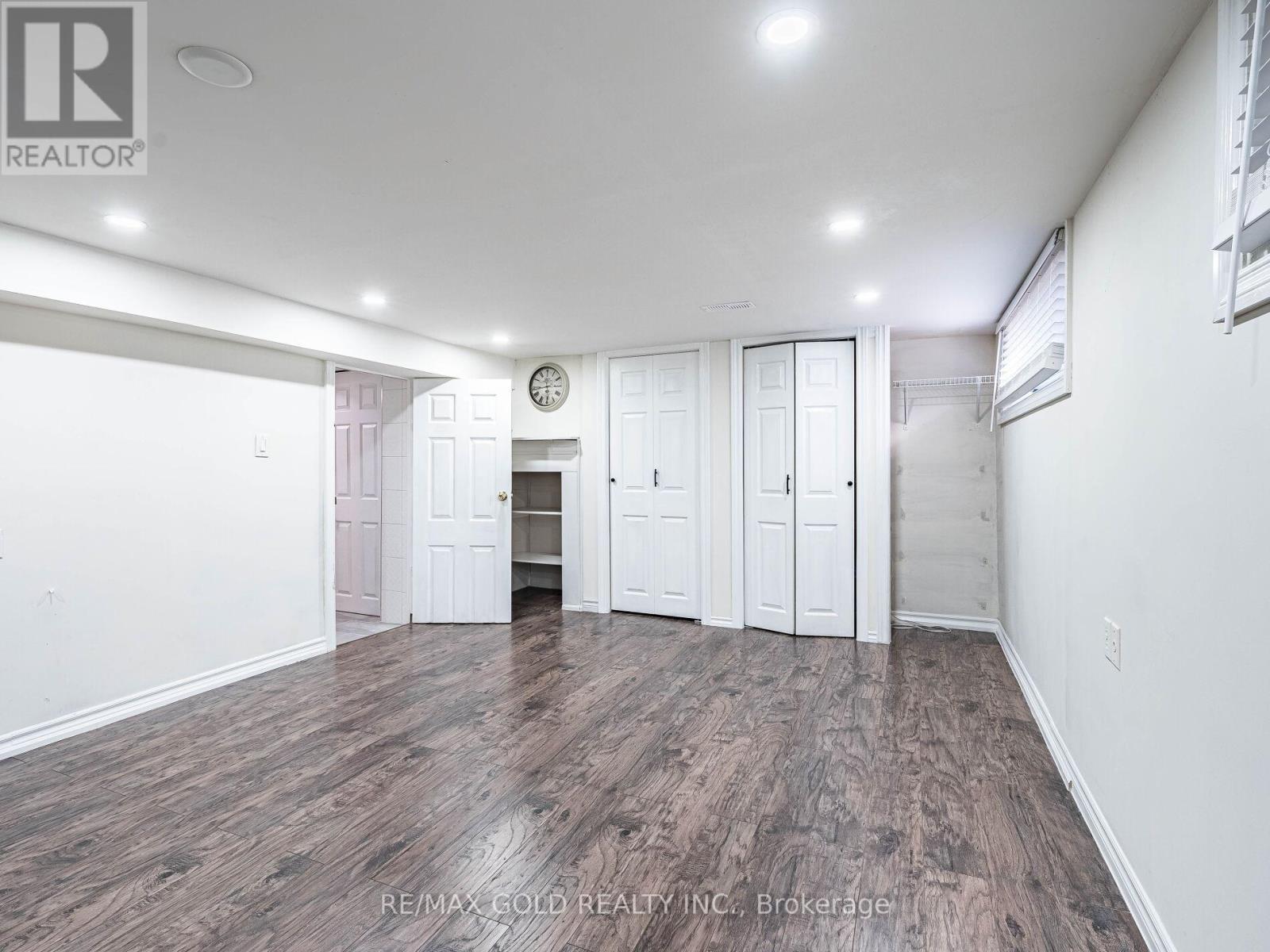 42 Gretna Drive, Brampton (Northwood Park), Ontario  L6X 2E7 - Photo 23 - W12209641
