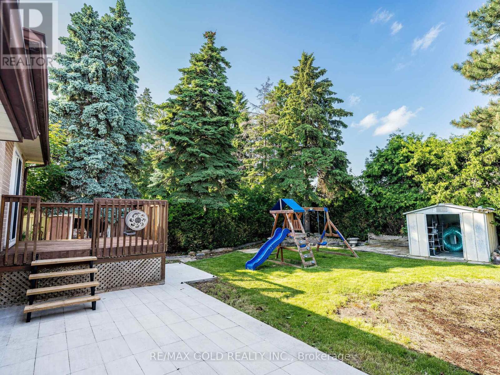 42 Gretna Drive, Brampton (Northwood Park), Ontario  L6X 2E7 - Photo 28 - W12209641
