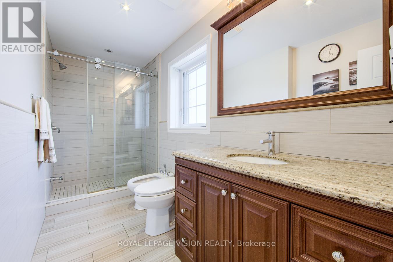 79 Foxwell Street, Toronto (Rockcliffe-Smythe), Ontario  M6N 1Y9 - Photo 21 - W12209660