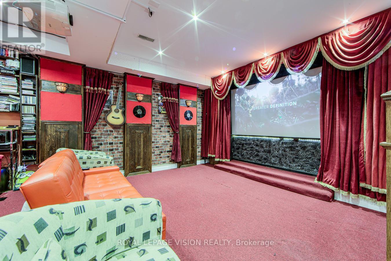 79 Foxwell Street, Toronto (Rockcliffe-Smythe), Ontario  M6N 1Y9 - Photo 24 - W12209660