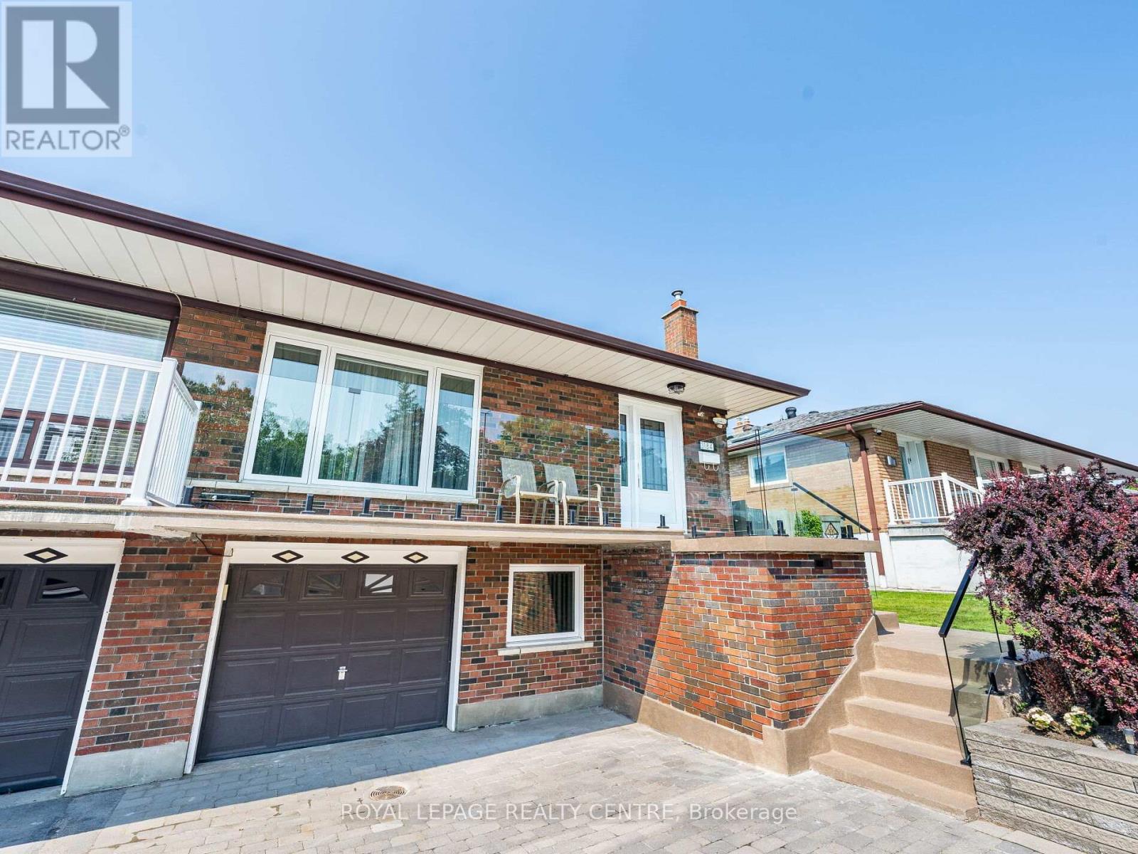 3184 Sunnyhill Drive, Mississauga, Ontario  L4X 2K4 - Photo 35 - W12209672
