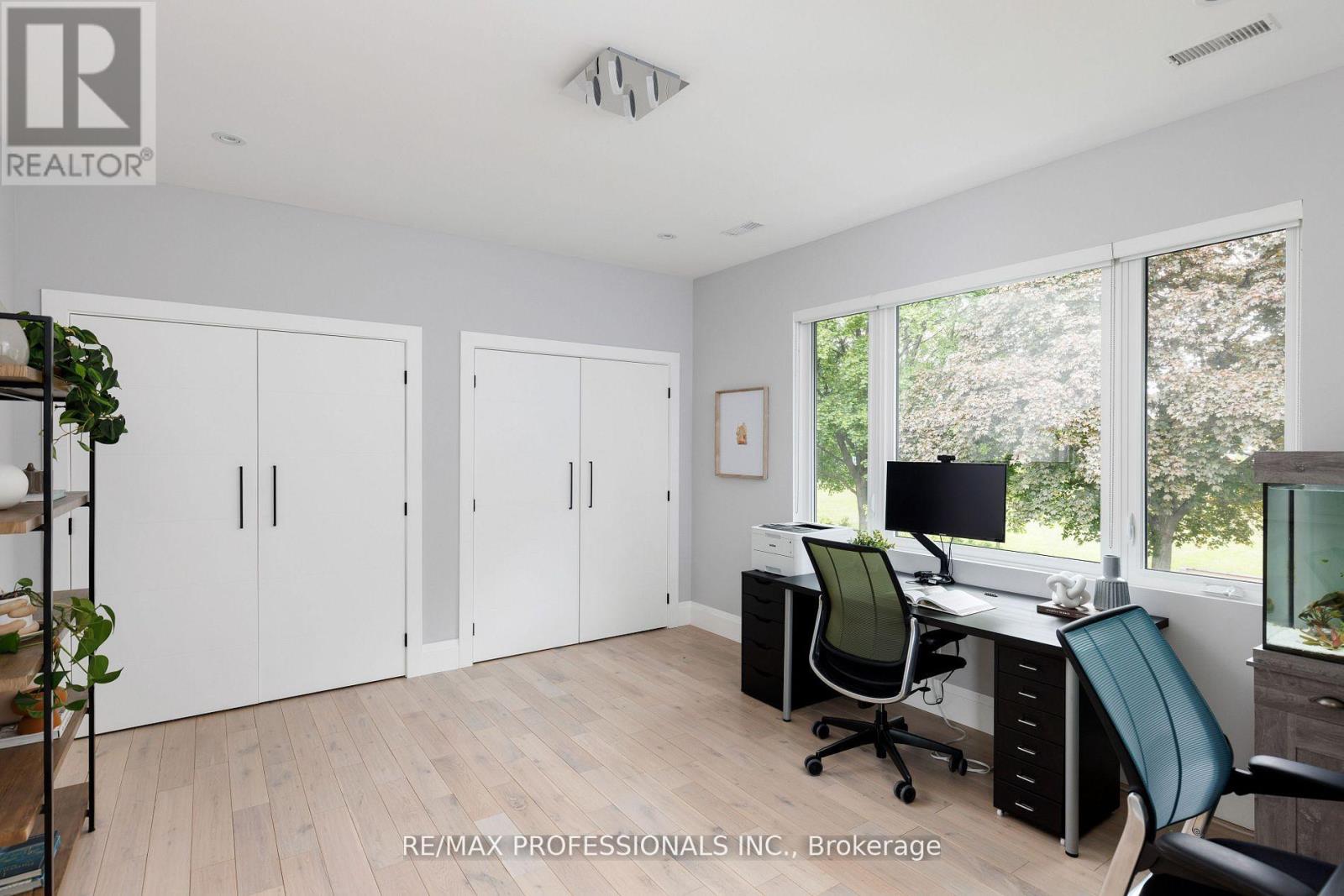 60 Keane Avenue, Toronto (Islington-City Centre West), Ontario  M9B 2C2 - Photo 40 - W12209679