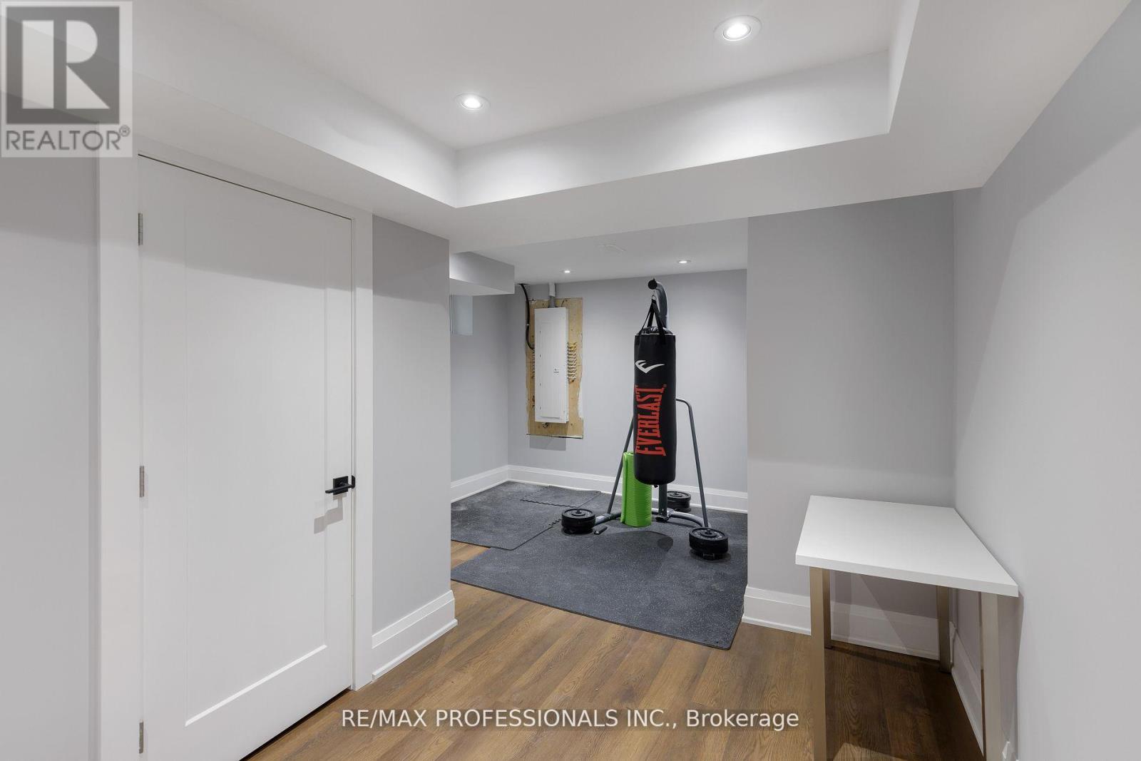 60 Keane Avenue, Toronto (Islington-City Centre West), Ontario  M9B 2C2 - Photo 47 - W12209679