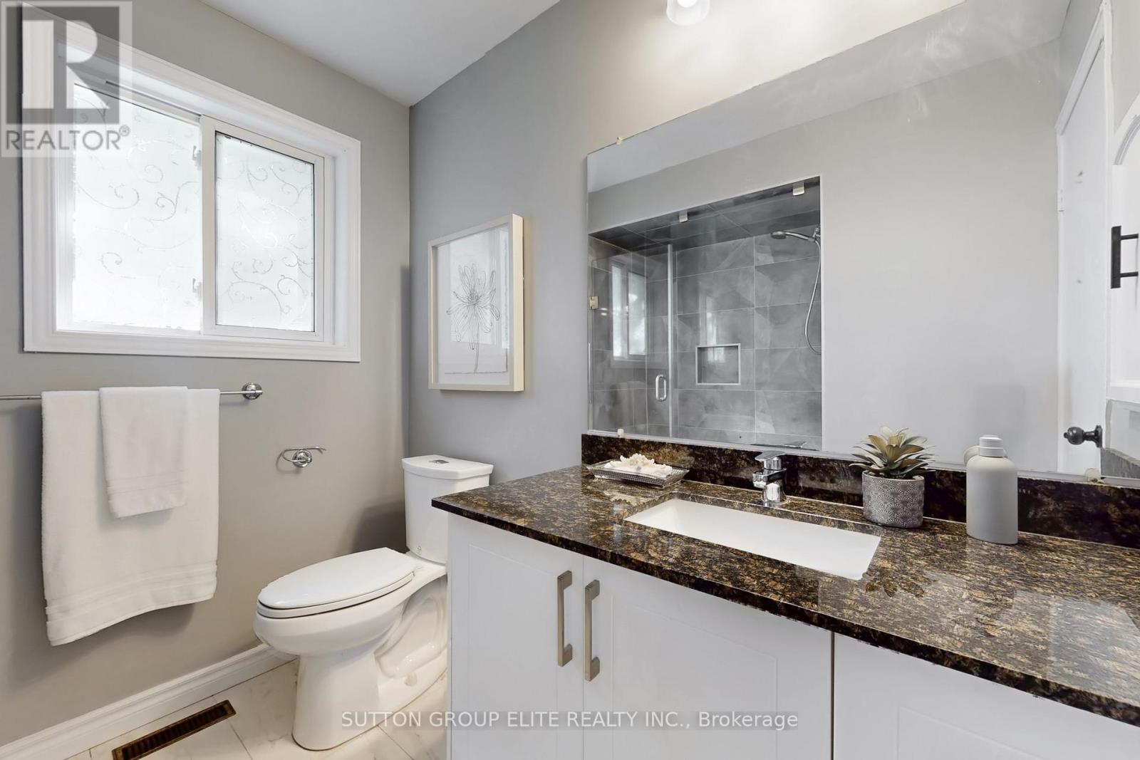 4280 Fieldgate Drive, Mississauga (Rathwood), Ontario  L4W 2C7 - Photo 30 - W12209699