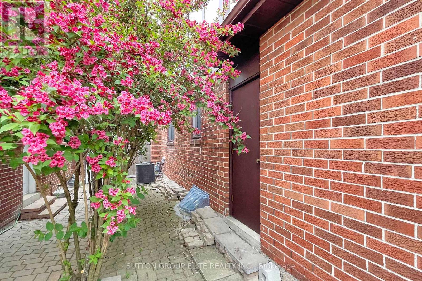 4280 Fieldgate Drive, Mississauga (Rathwood), Ontario  L4W 2C7 - Photo 35 - W12209699
