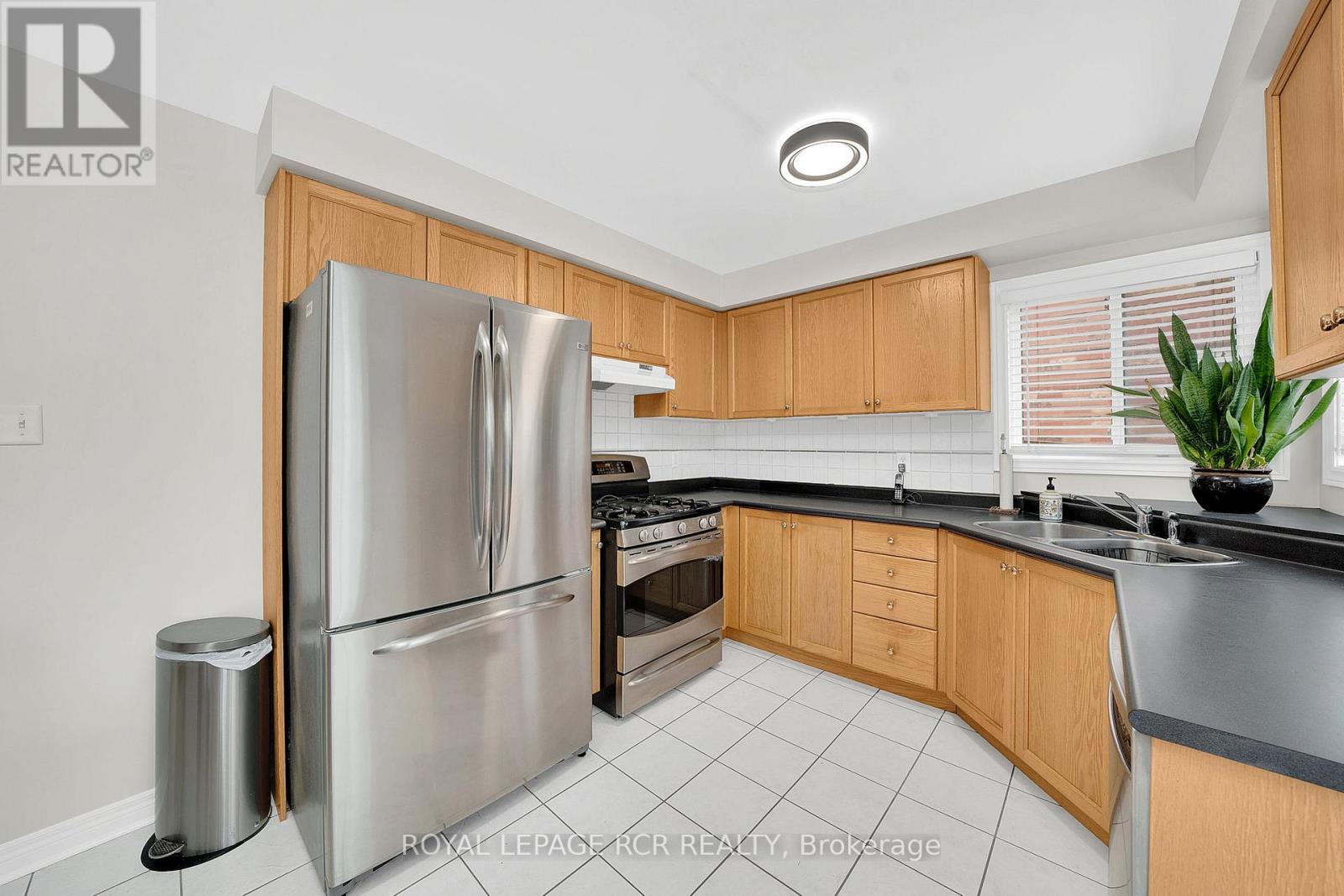 48 Cross Country Boulevard, Caledon (Bolton West), Ontario  L7E 2N6 - Photo 12 - W12209716