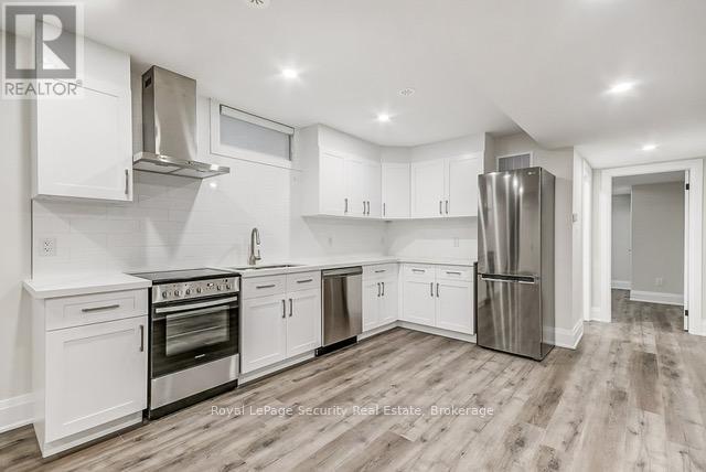 275 Nairn Avenue, Toronto, Ontario  M6E 4H7 - Photo 11 - W12209722