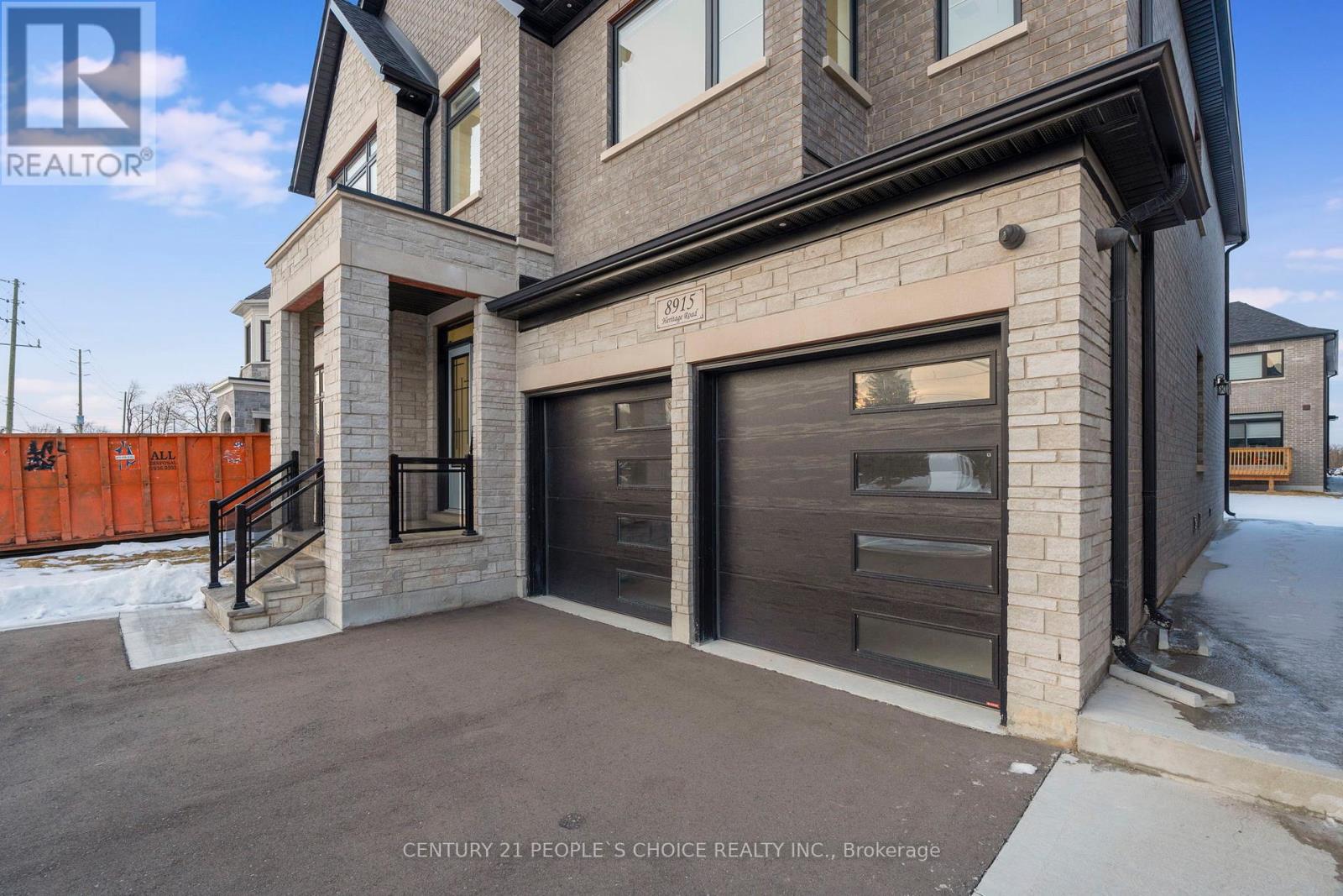 8915 Heritage Road, Brampton (Bram West), Ontario  L6Y 0E4 - Photo 2 - W12209725