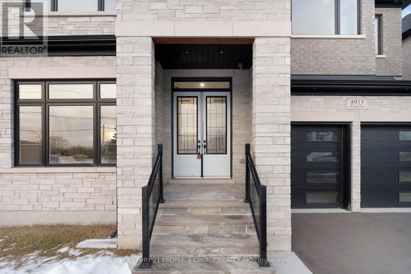 8915 Heritage Road, Brampton (Bram West), Ontario  L6Y 0E4 - Photo 3 - W12209725