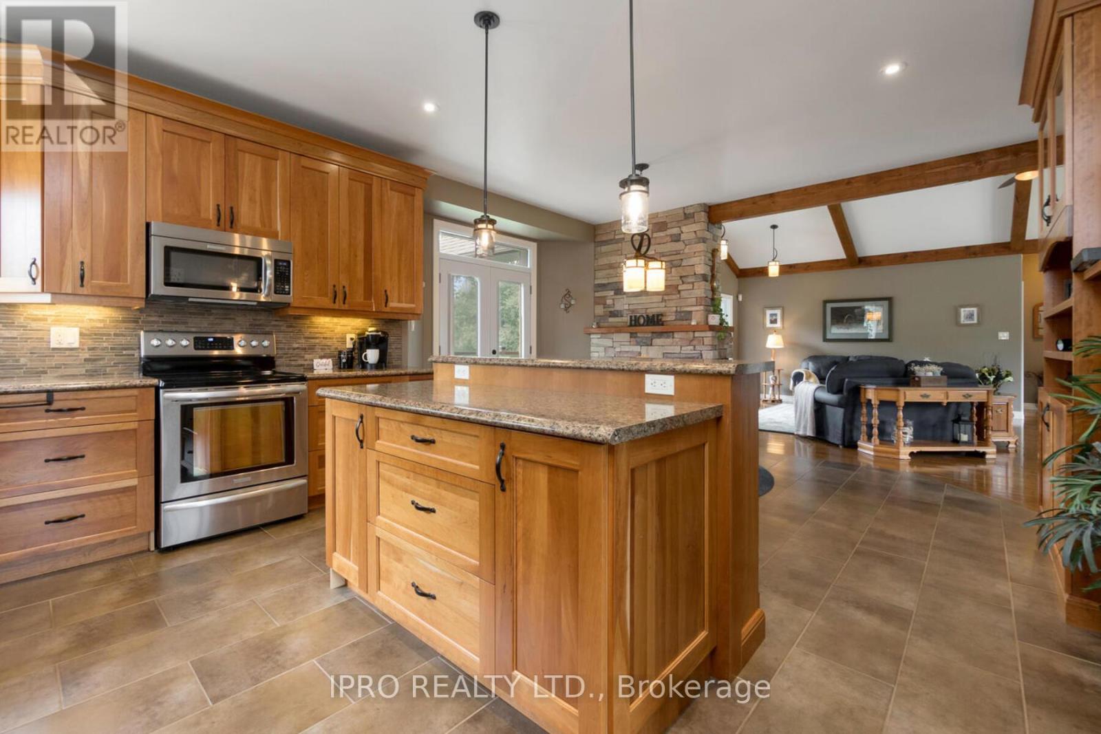 20341 St Andrews Road, Caledon, Ontario  L7K 2E6 - Photo 8 - W12209728