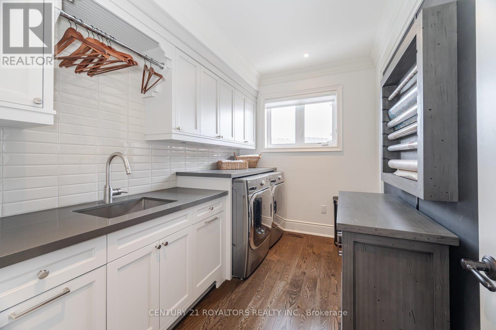43 Wishing Well Crescent, Caledon, Ontario  L7C 1T9 - Photo 36 - W12209738