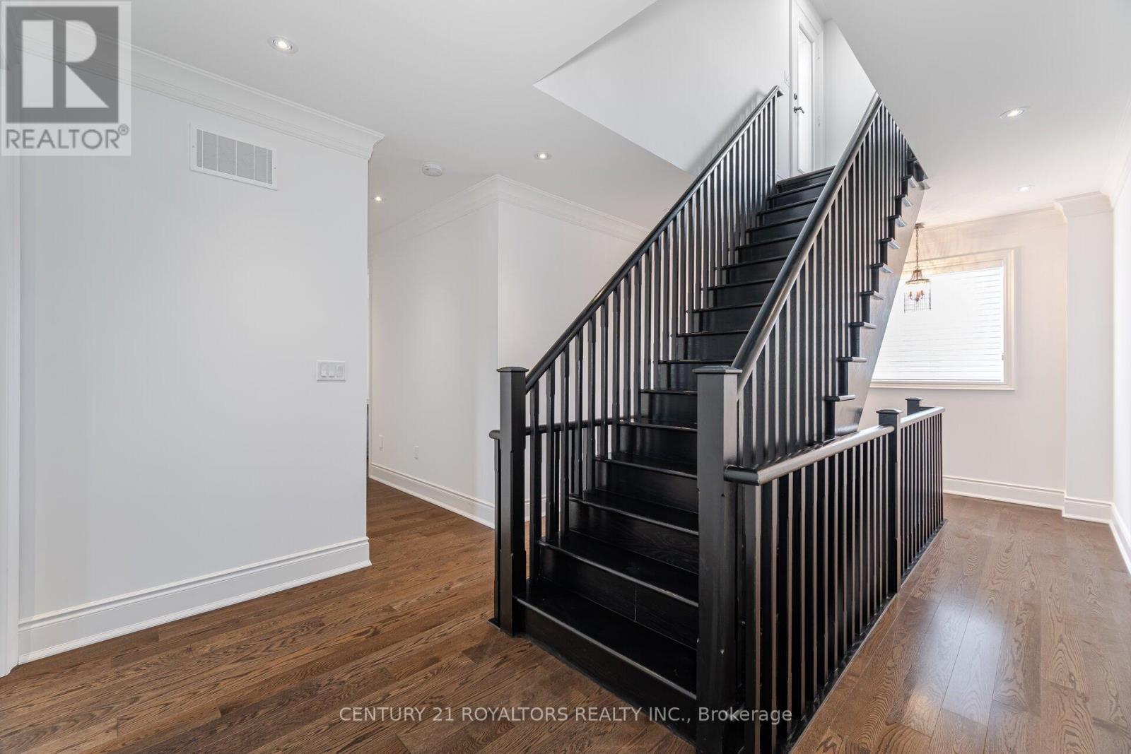 43 Wishing Well Crescent, Caledon, Ontario  L7C 1T9 - Photo 37 - W12209738