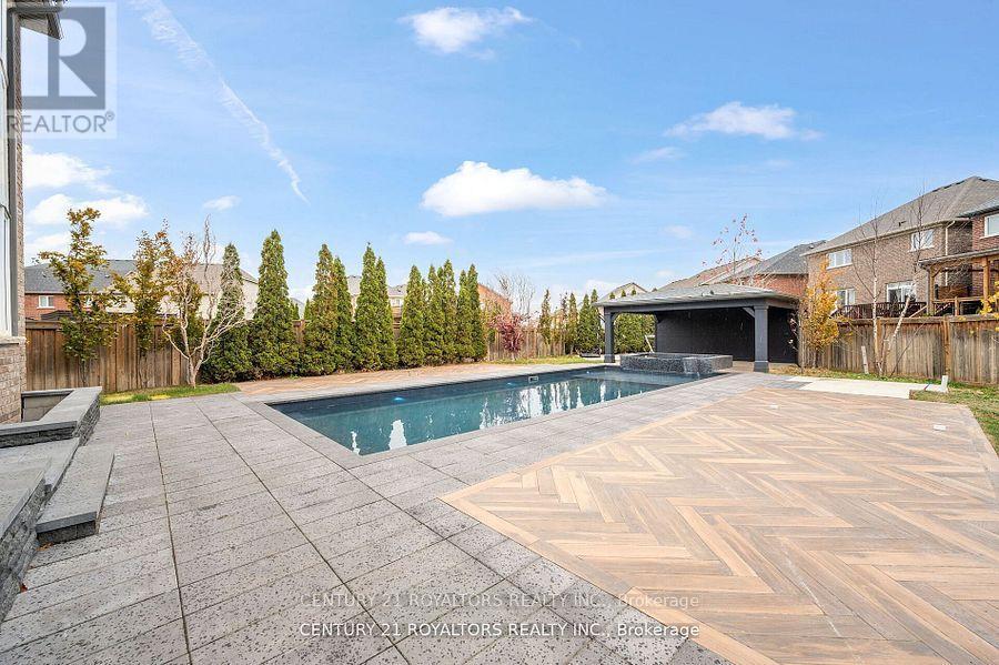 43 Wishing Well Crescent, Caledon, Ontario  L7C 1T9 - Photo 44 - W12209738
