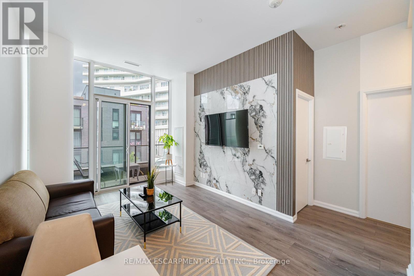 201 - 4208 Dundas Street W, Toronto, Ontario  M8X 0B1 - Photo 12 - W12209739