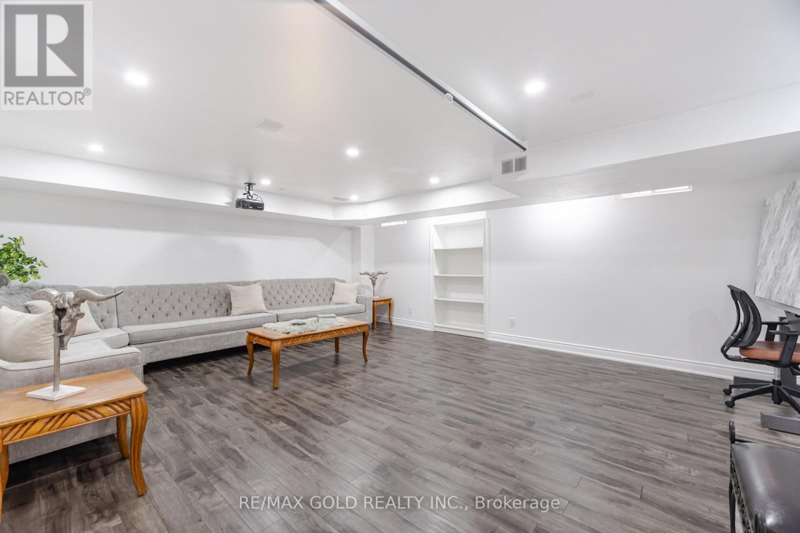 29 Skylar Circle, Brampton (Bram East), Ontario  L6P 0Z4 - Photo 18 - W12209741