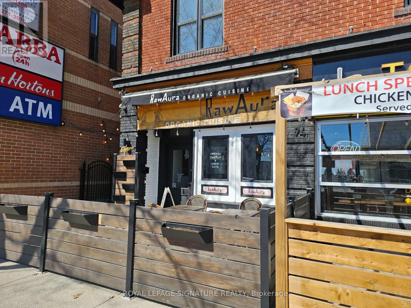 94 Lakeshore Road, Mississauga (Port Credit), Ontario  L5G 4S2 - Photo 2 - W12209746