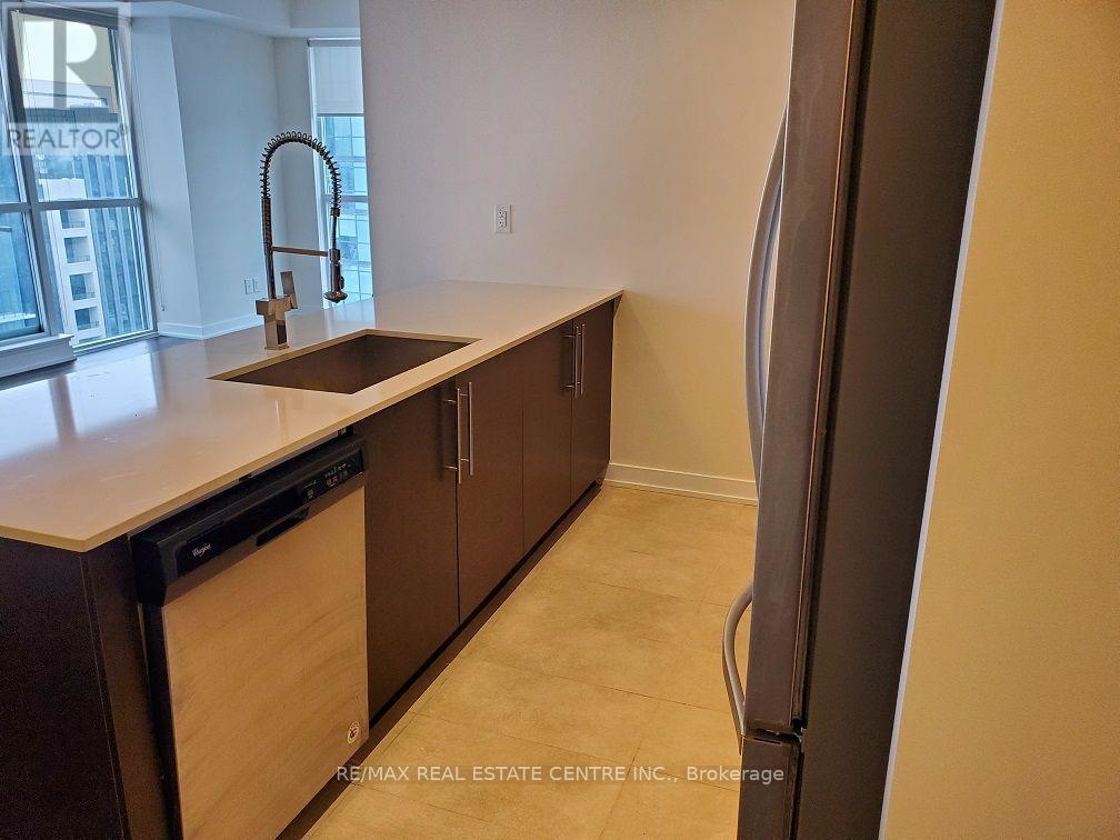 3504 - 510 Curran Place, Mississauga, Ontario  L5B 0J8 - Photo 3 - W12209752
