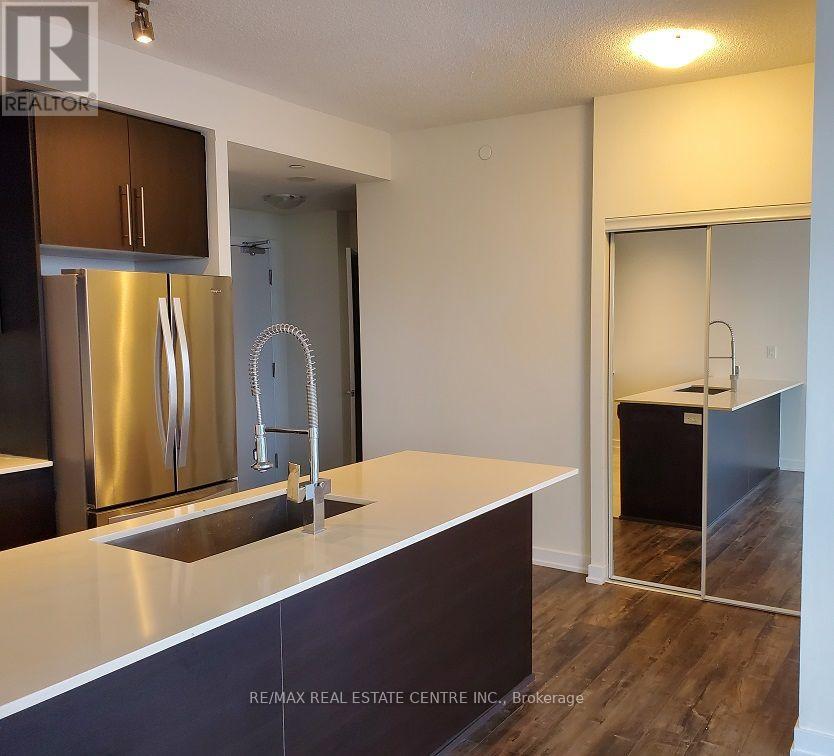 3504 - 510 Curran Place, Mississauga, Ontario  L5B 0J8 - Photo 4 - W12209752